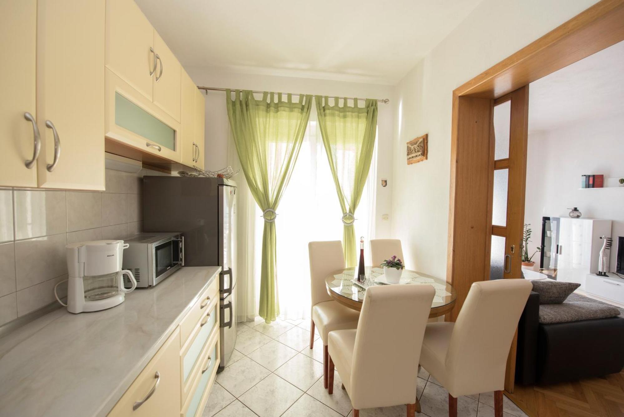 Apartments With A Parking Space Brela, Makarska - 16603 Habitación foto